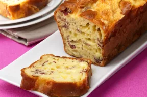 Cake du lendemain au fromage à Raclette RichesMonts